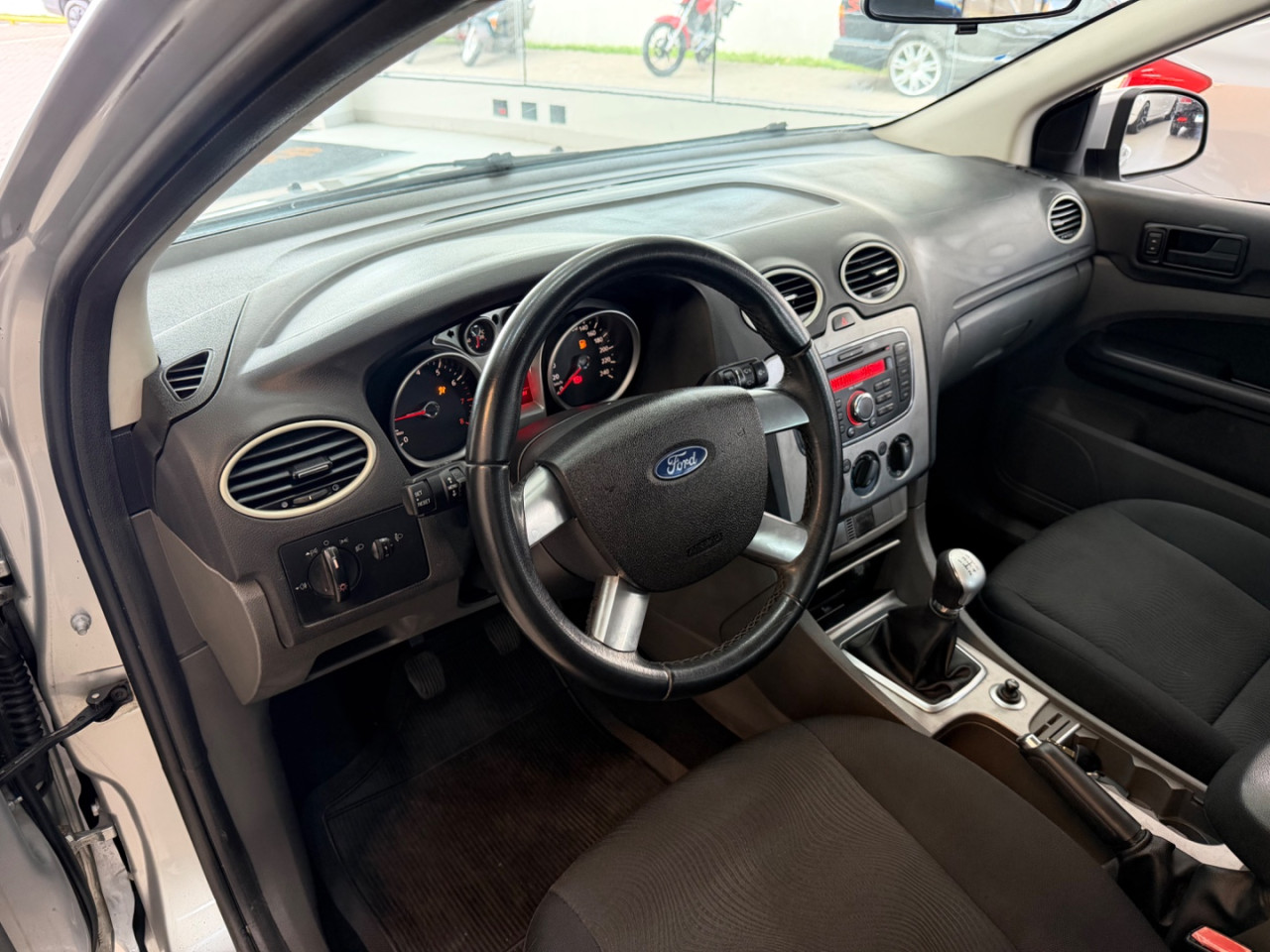 FORD Focus Hatch 1.6 4P GLX FLEX