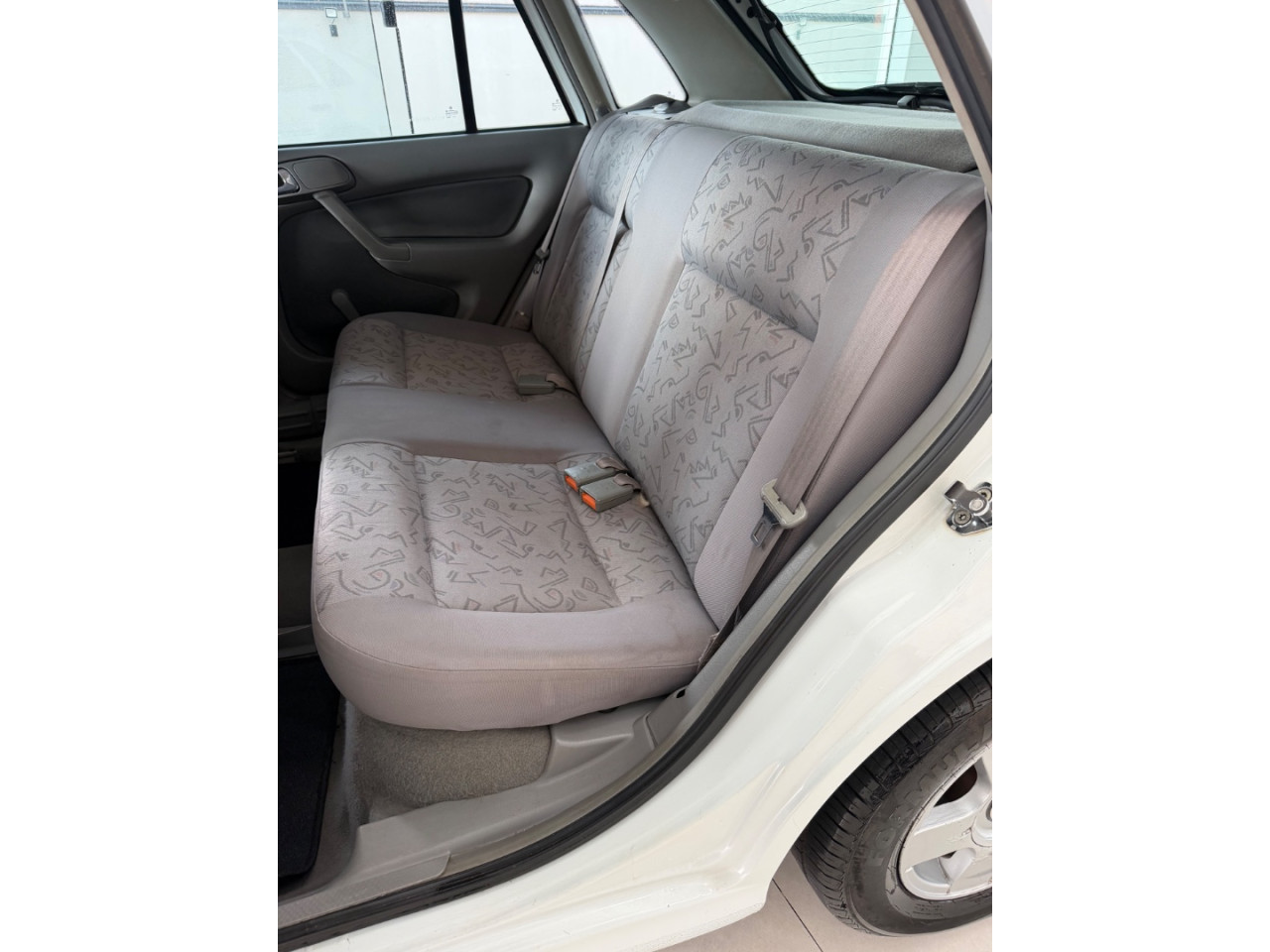 VOLKSWAGEN Gol 1.0