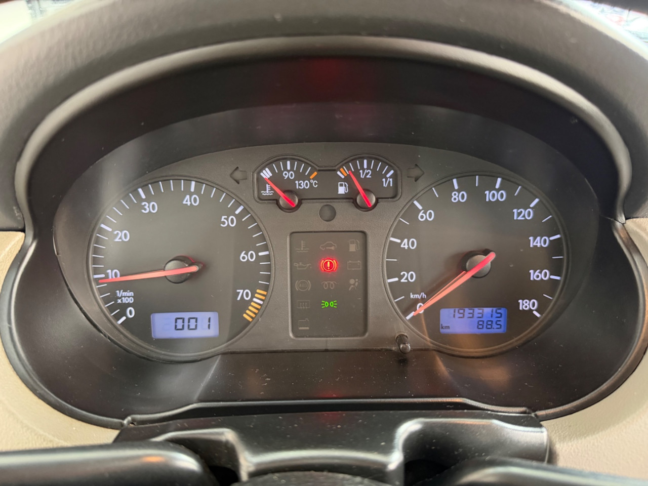 VOLKSWAGEN Gol 1.0