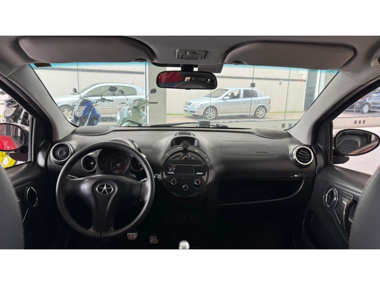 JAC J2 Hatch 1.4 16V 4P