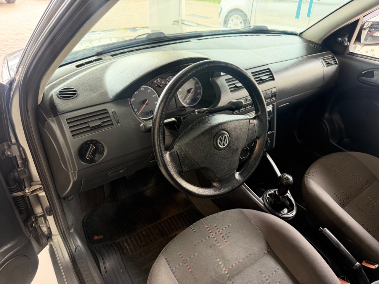 VOLKSWAGEN Gol 1.0 16V 4P G3