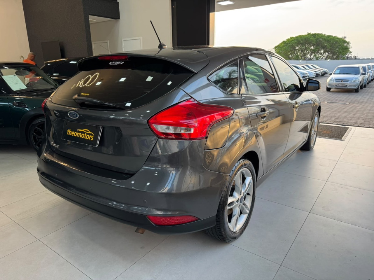 FORD Focus Hatch 1.6 4P