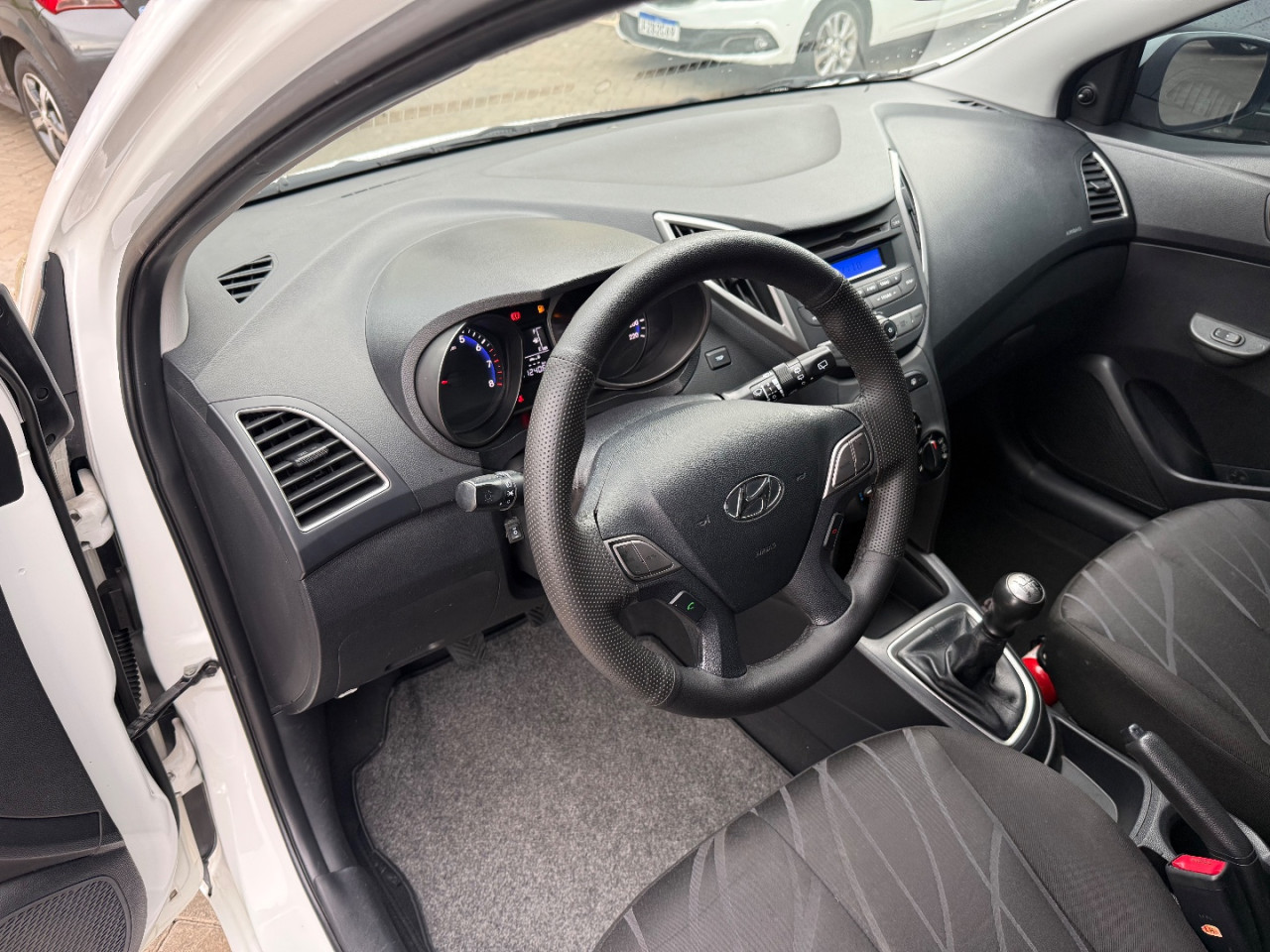 HYUNDAI HB 20 Hatch 1.0 12 V 4P FLEX COMFORT STYLE