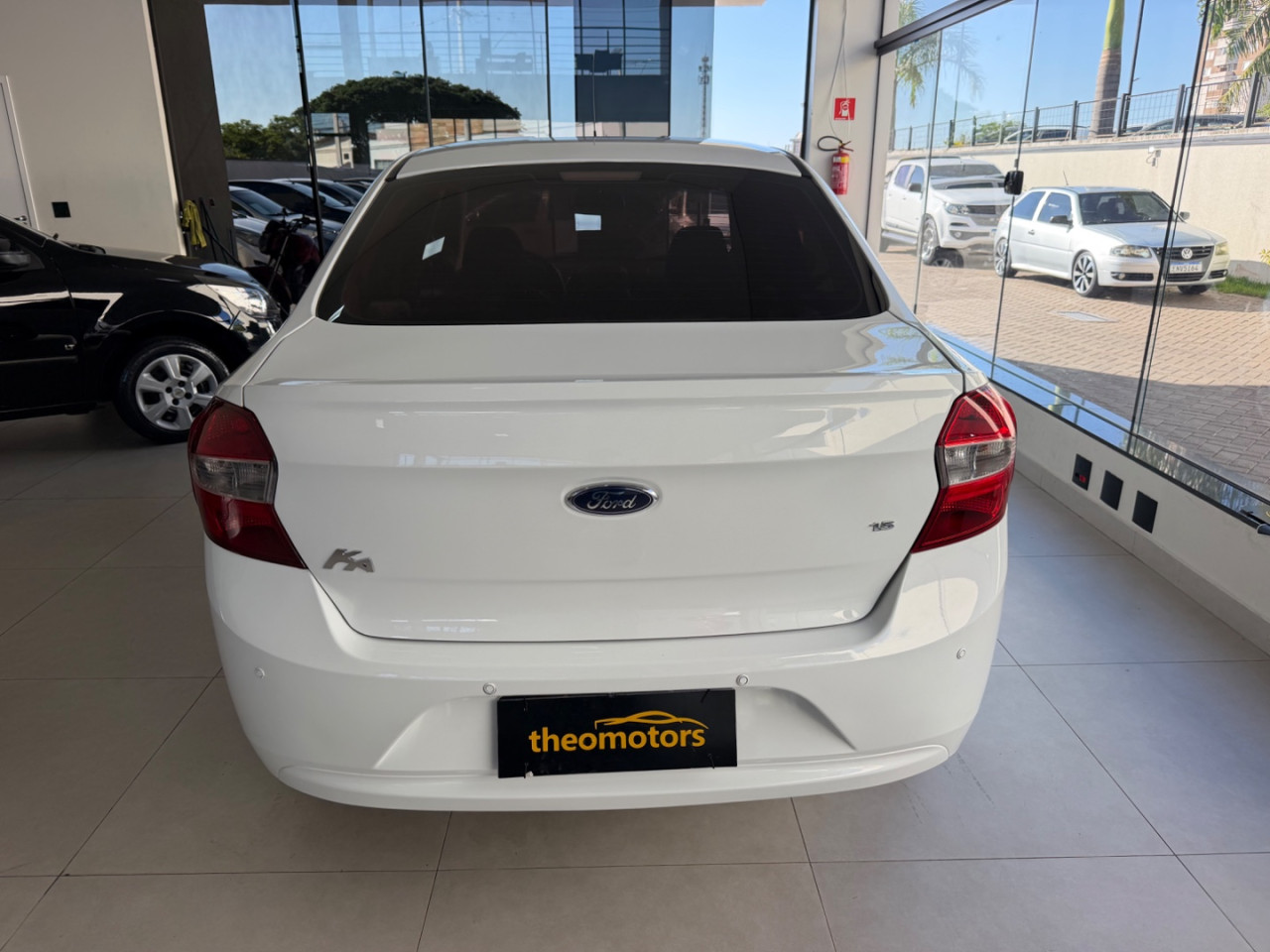 FORD Ka + Sedan 1.5 12V 4P FLEX TI-VCT SE