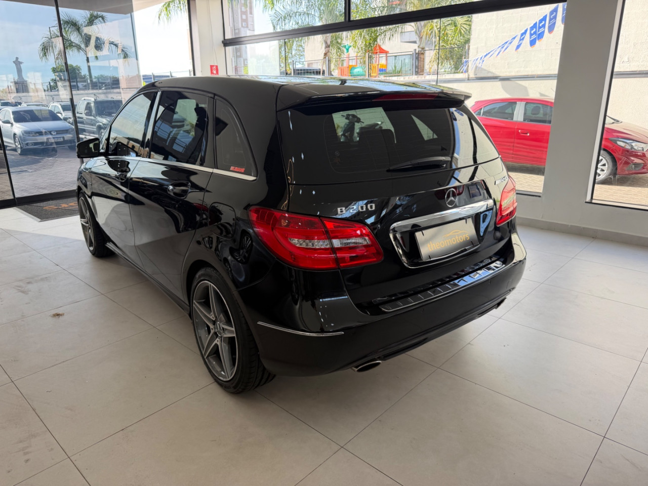 MERCEDES-BENZ B 200 1.6 4P TURBO AUTOMÁTICO