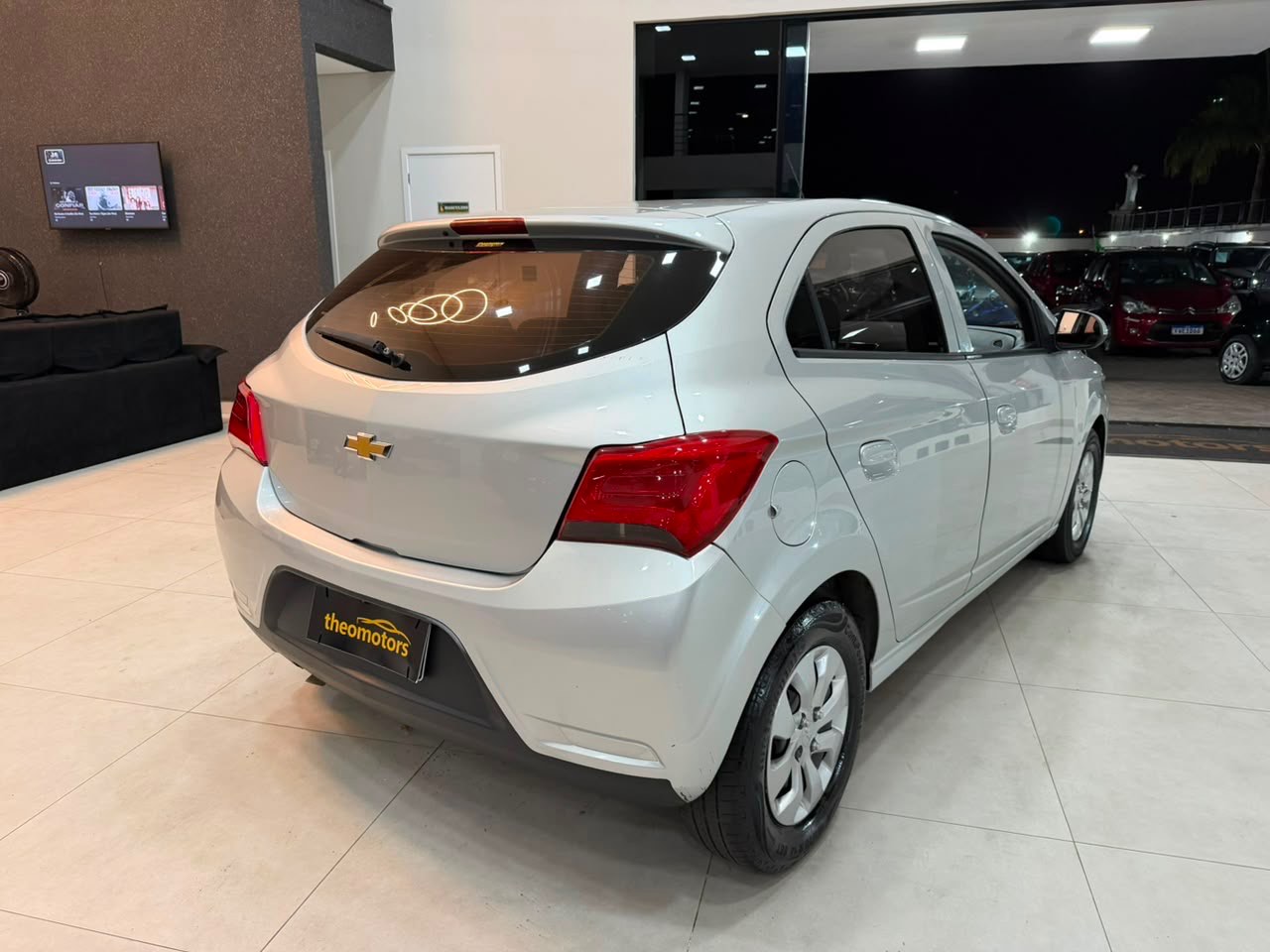 CHEVROLET Onix Hatch 1.0 4P FLEX LT