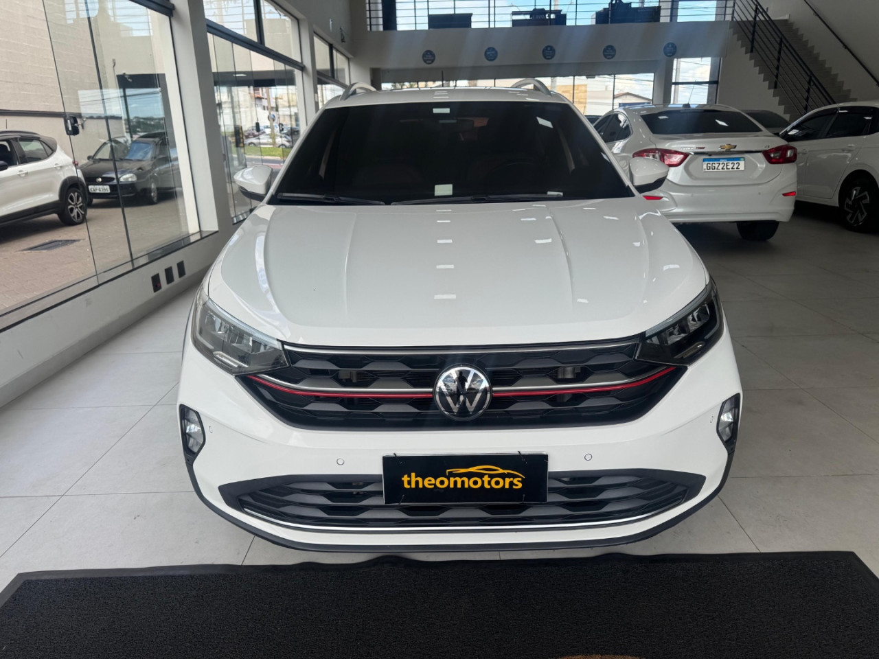VOLKSWAGEN Nivus 1.0 4P FLEX 200 TSI HIGHLINE TURBO AUTOMÁTICO