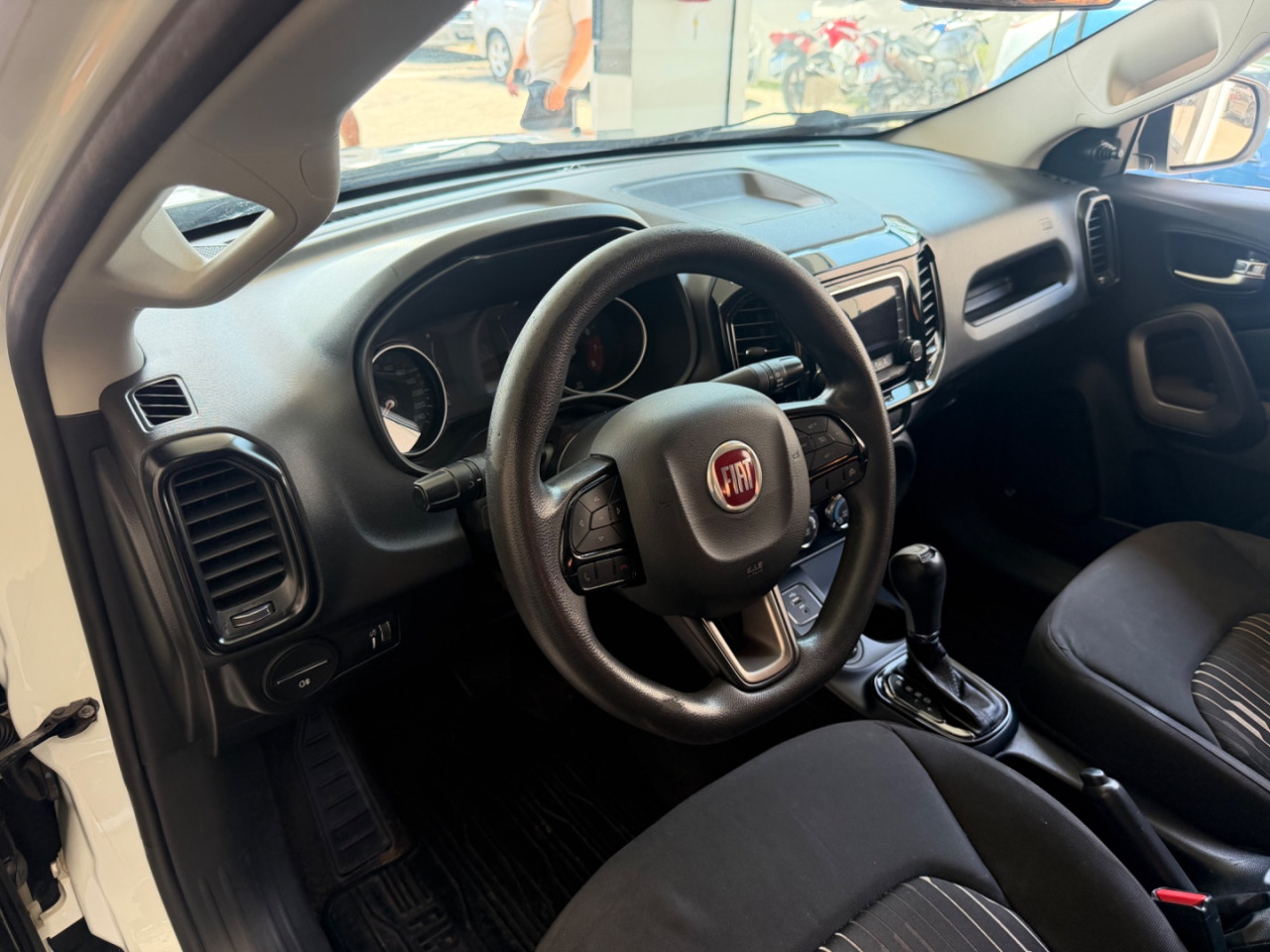 FIAT Toro 1.8 16V 4P FLEX FREEDOM AUTOMÁTICO