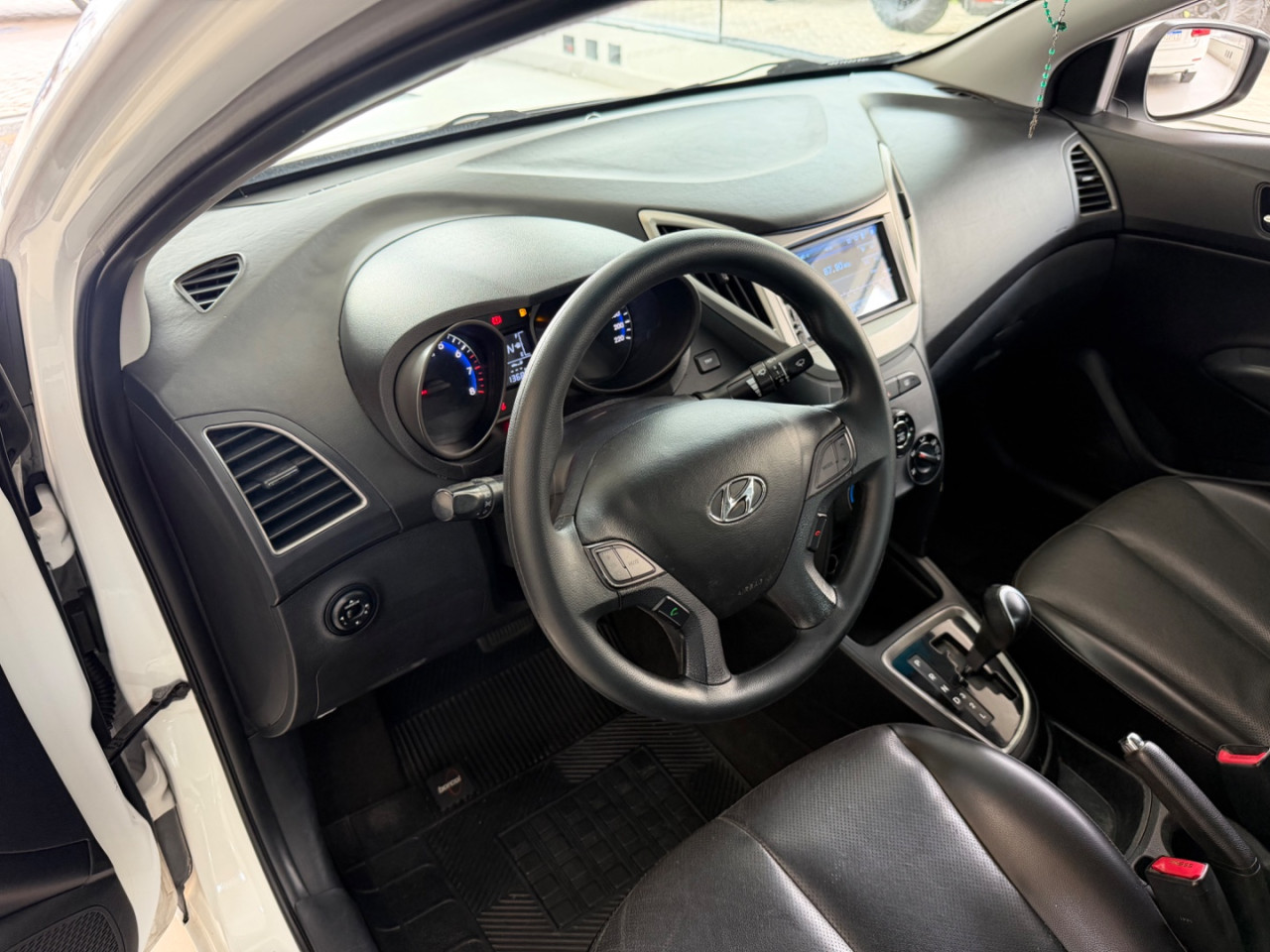 HYUNDAI HB 20 Sedan 1.6 16V 4P FLEX COMFORT STYLE AUTOMÁTICO