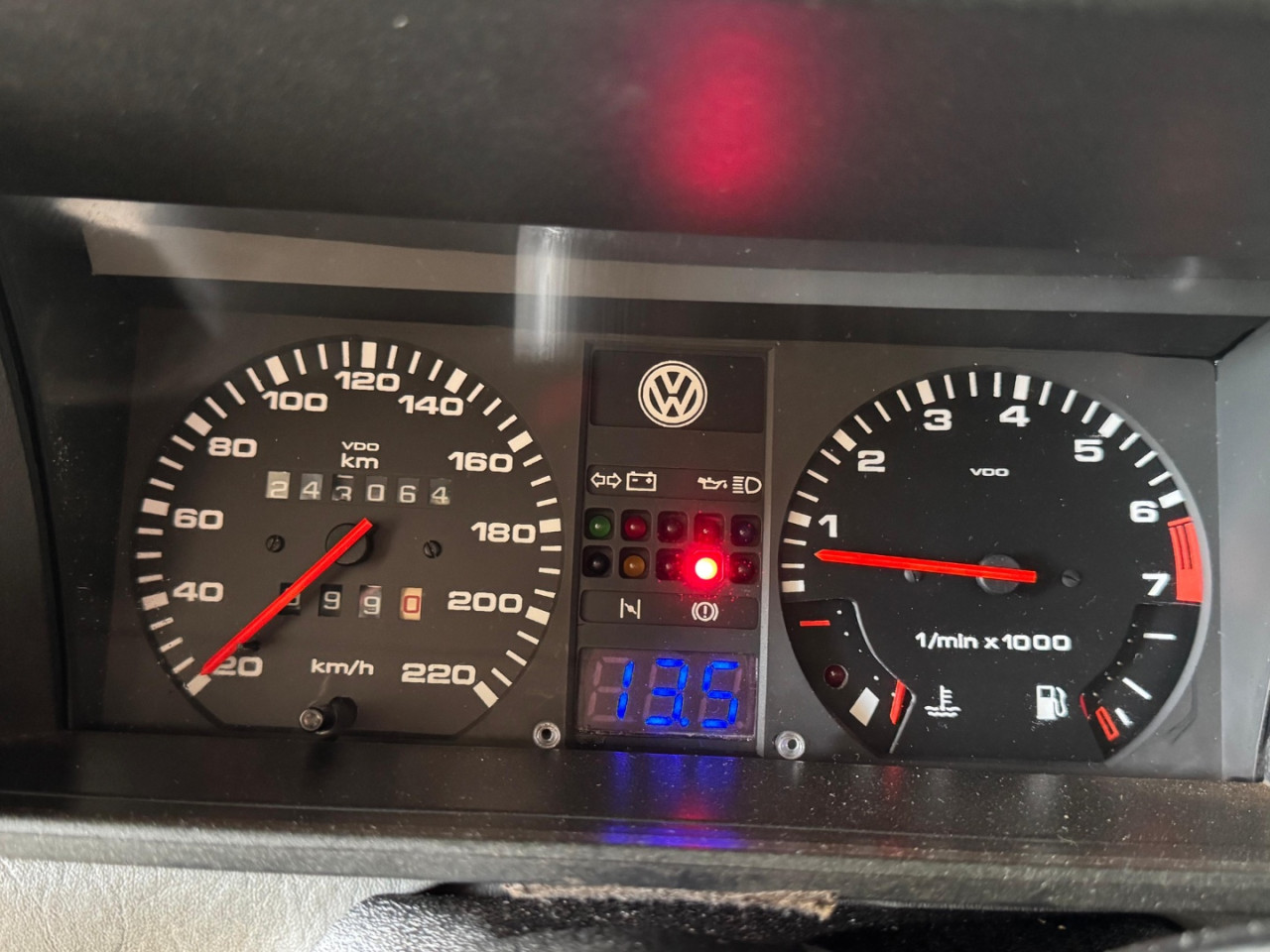 VOLKSWAGEN Saveiro 1.8 CL