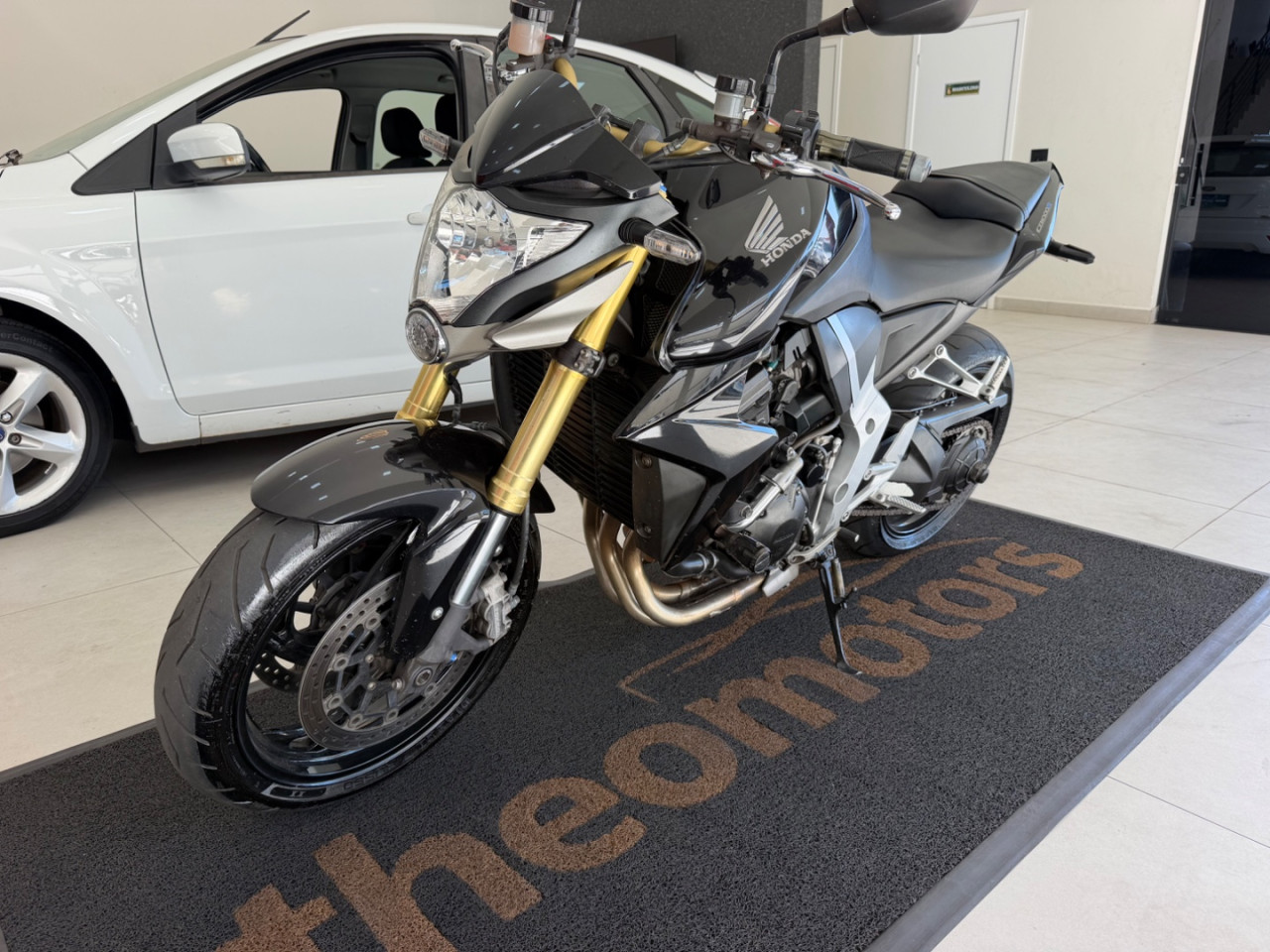 HONDA CB 1000 R Modelo sem Versão
