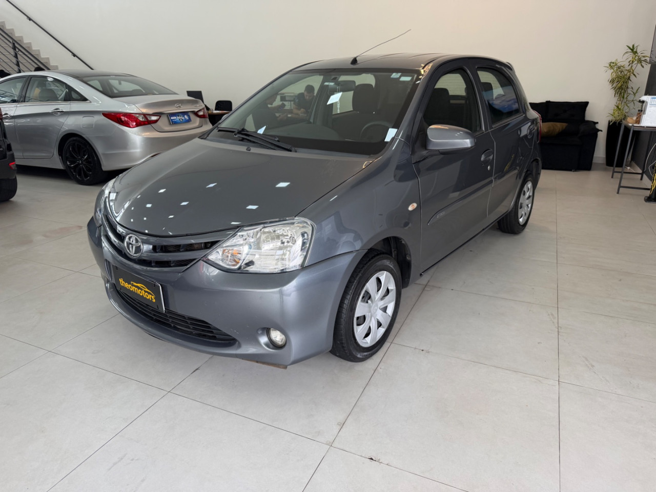 TOYOTA Etios Hatch 1.3 16V 4P FLEX X