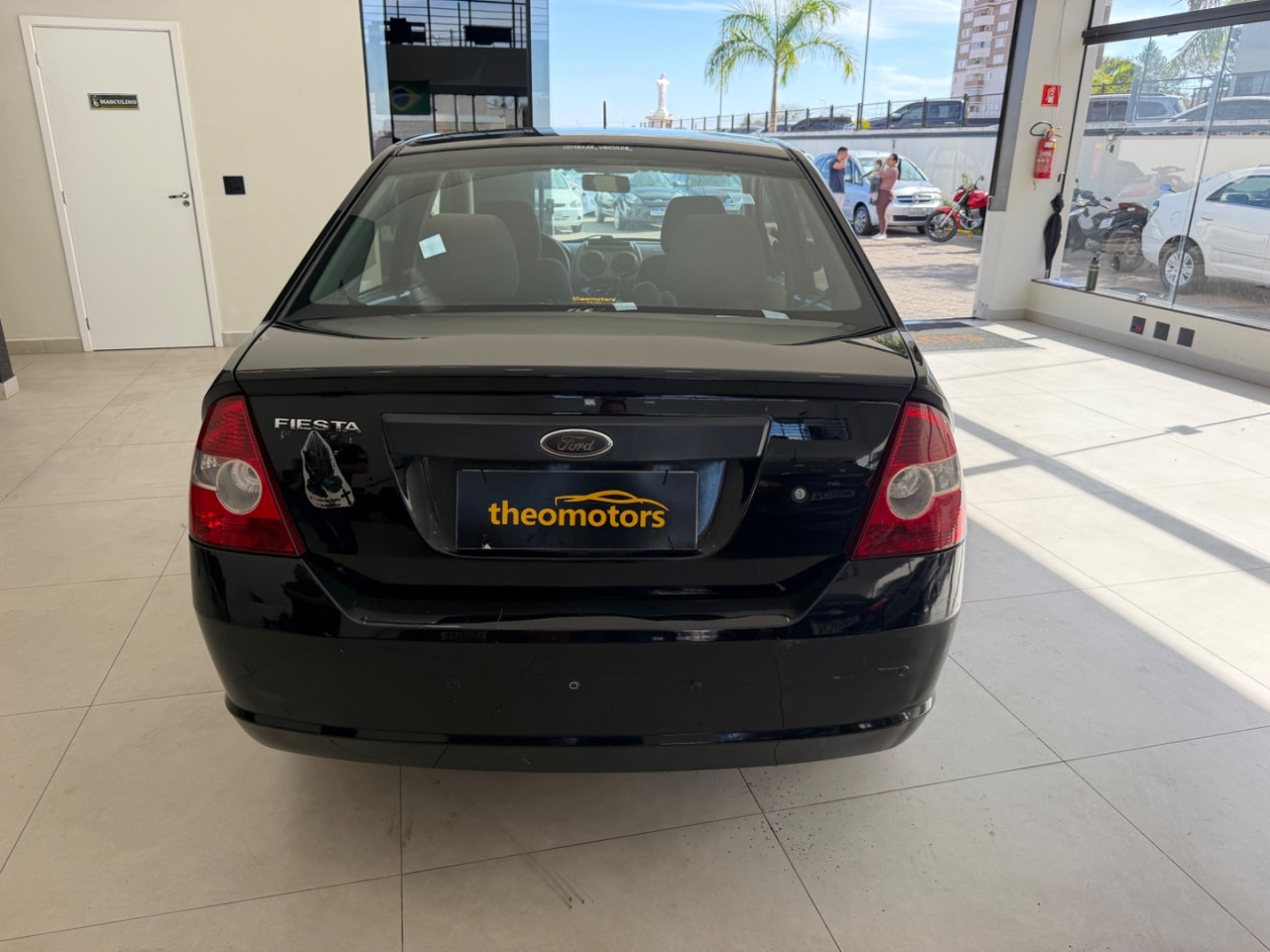 FORD Fiesta Sedan 1.0 4P