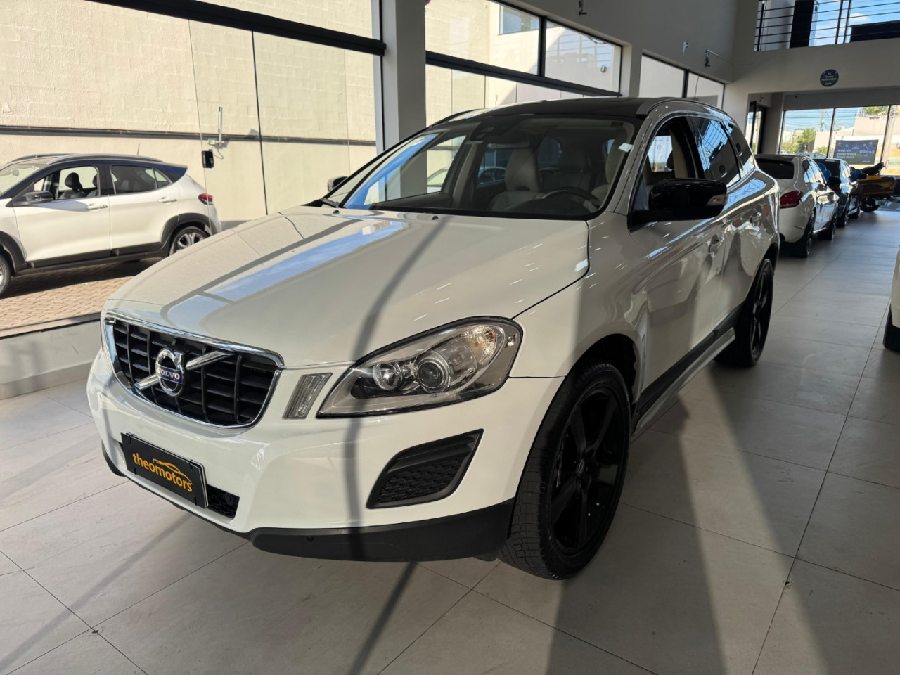 VOLVO XC60 2.0 4P COMFORT T5 TURBO AUTOMÁTICO