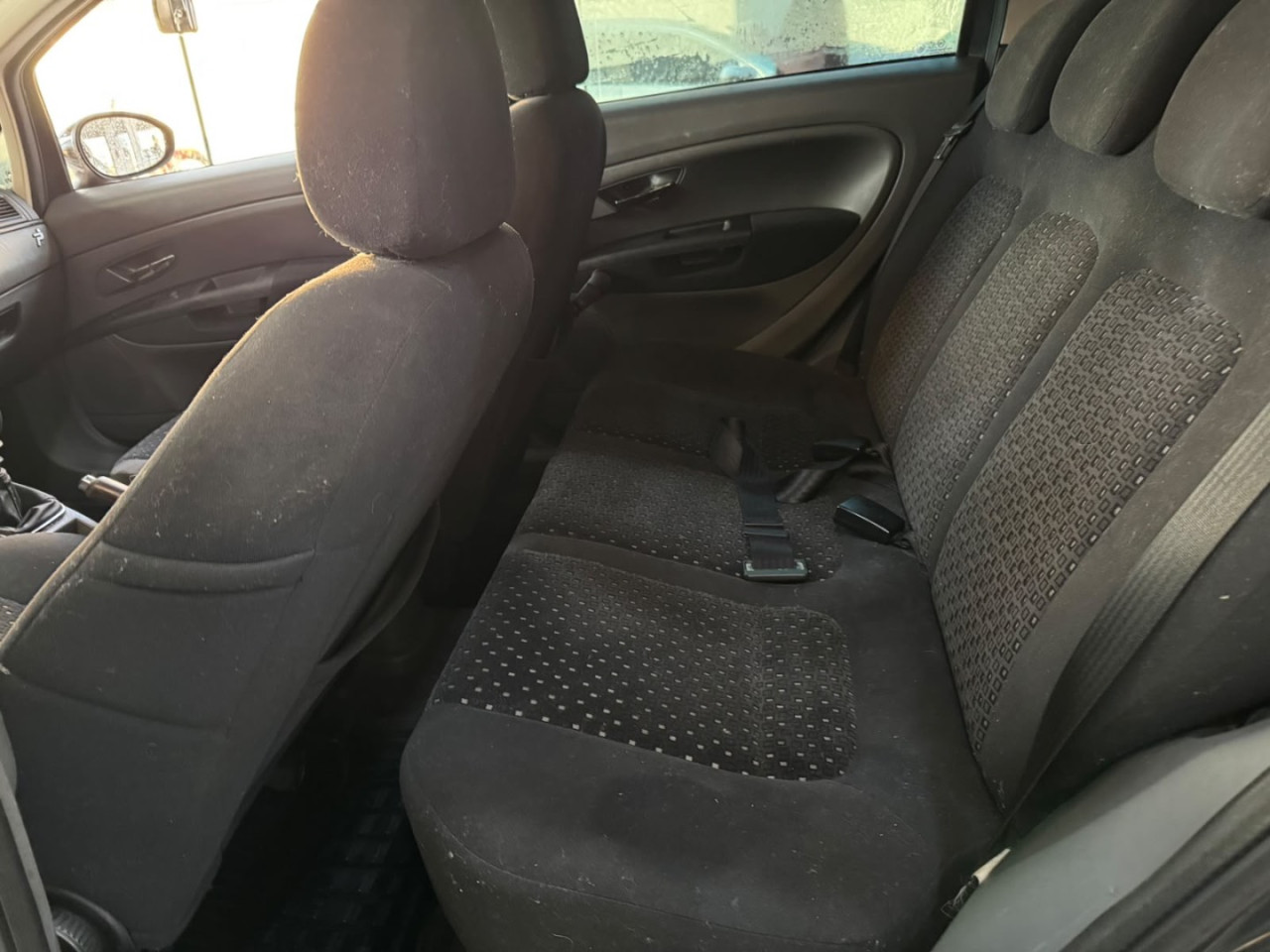 FIAT Punto 1.8 4P HLX FLEX
