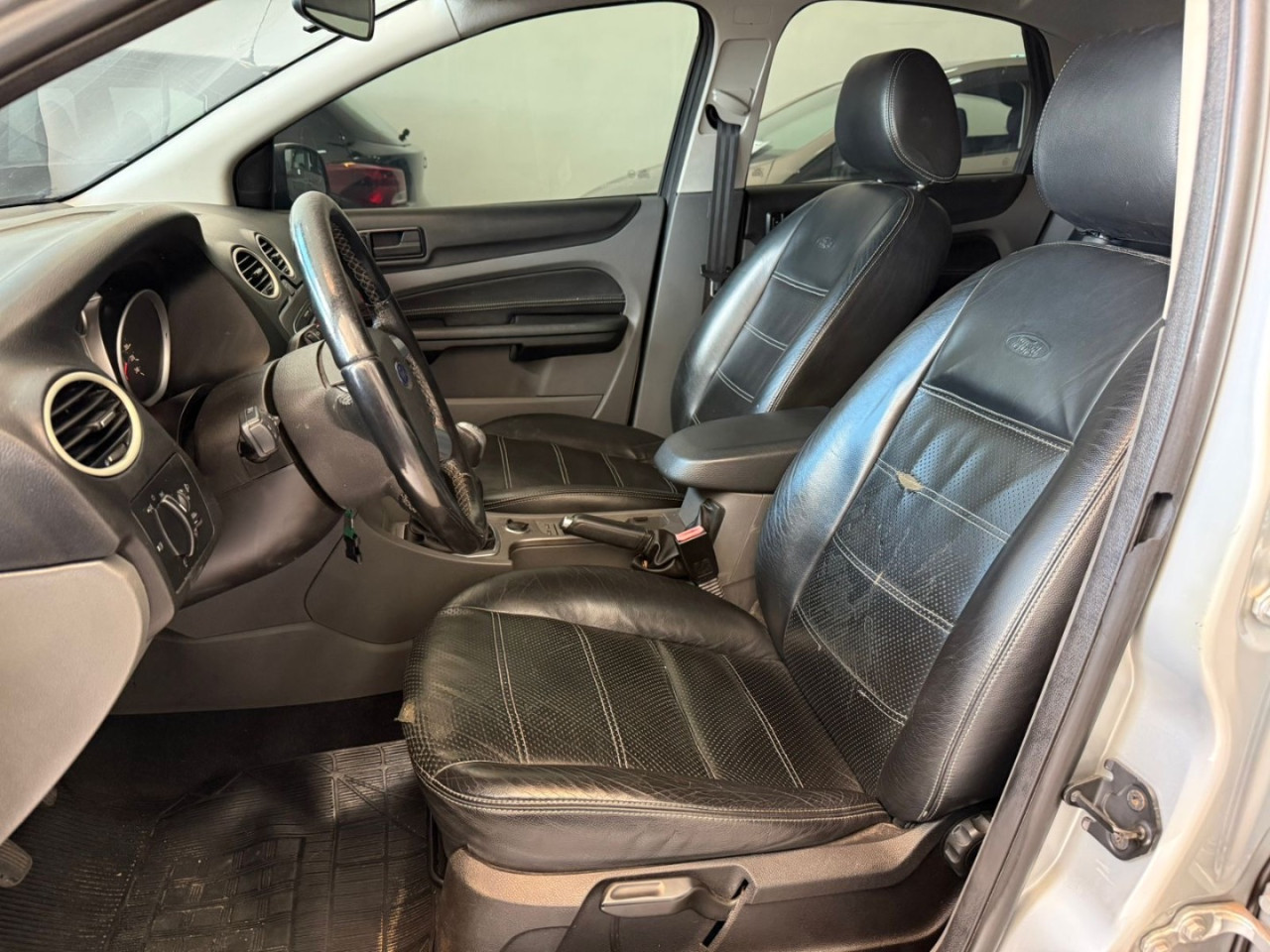 FORD Focus Hatch 1.6 4P GLX FLEX