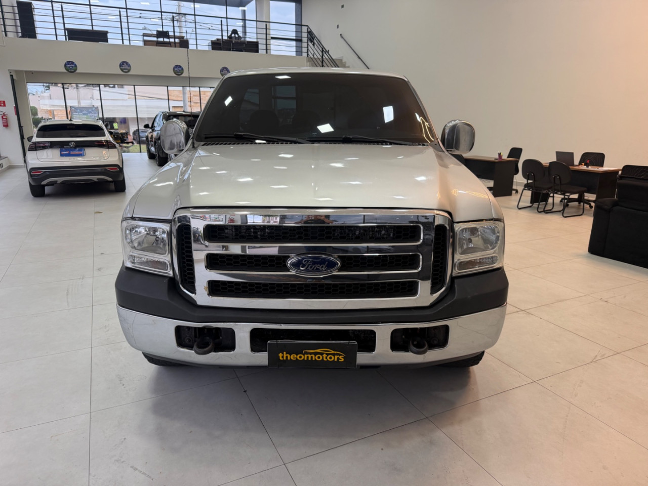 FORD F-250 3.9 XLT 4X4 CABINE SIMPLES DIESEL