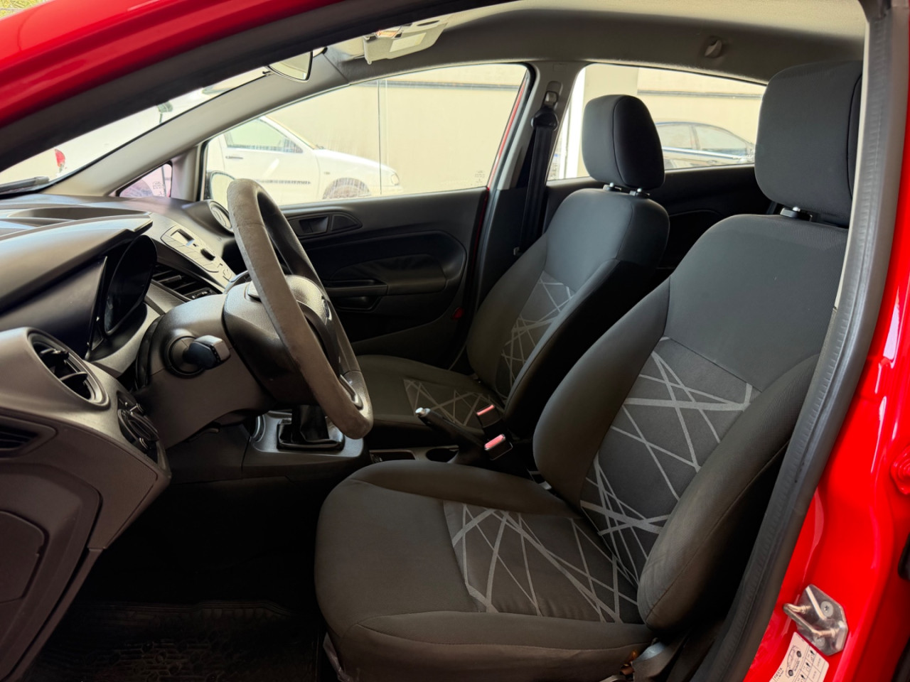 FORD Fiesta Hatch 1.5 16V 4P S FLEX