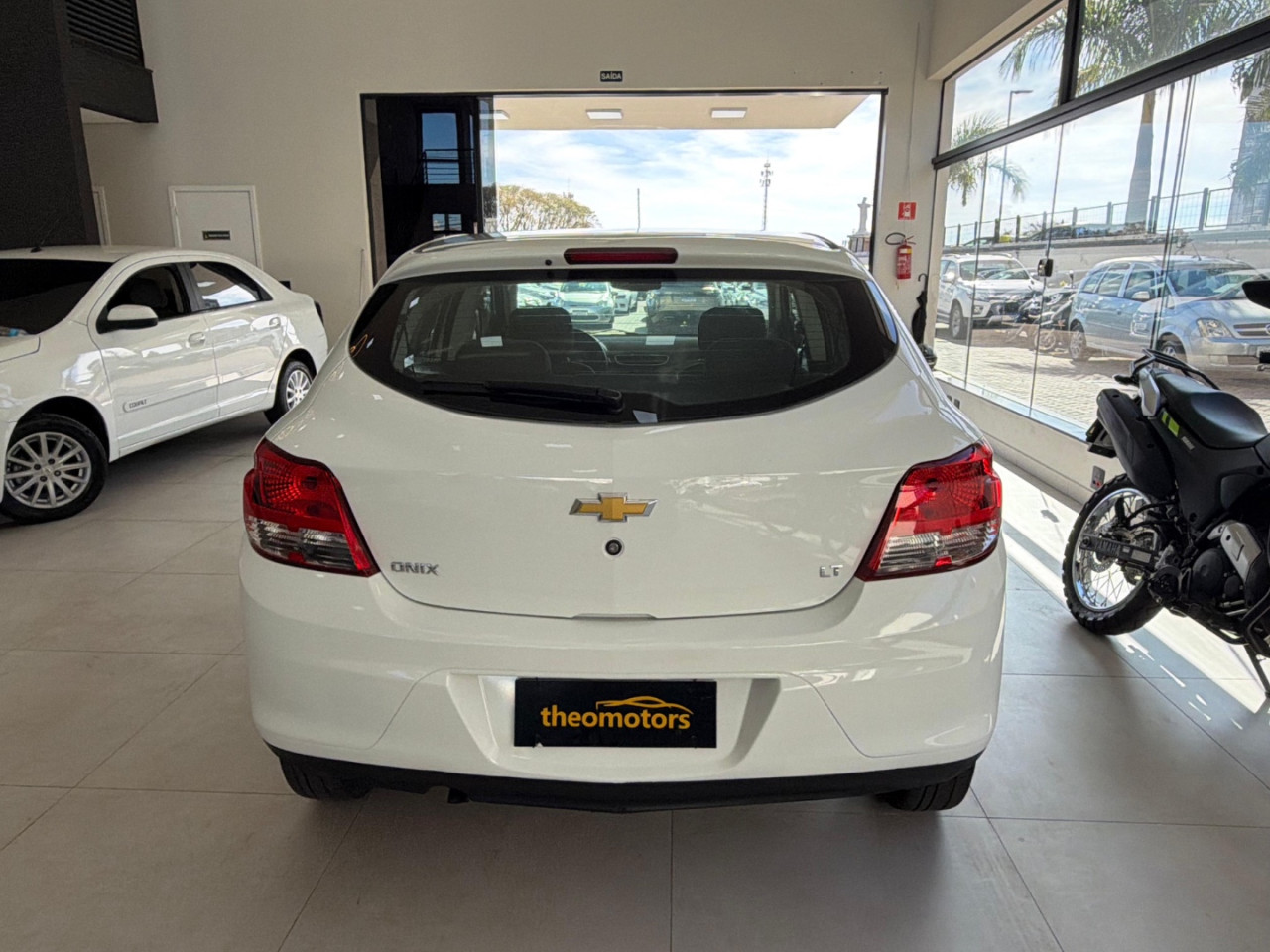 CHEVROLET Onix Hatch 1.0 4P FLEX LT