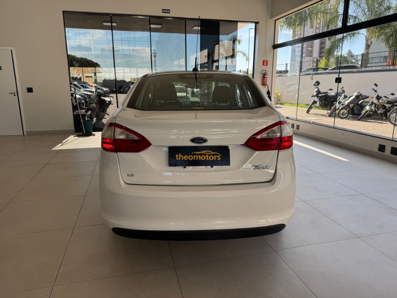 FORD Fiesta Sedan 1.6 4P FLEX