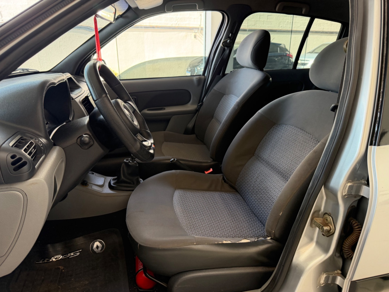 RENAULT Clio Hatch 1.0 16V 4P EXPRESSION