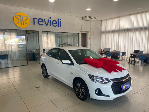 Onix Sedan 1.0 12V 4P FLEX LT PLUS