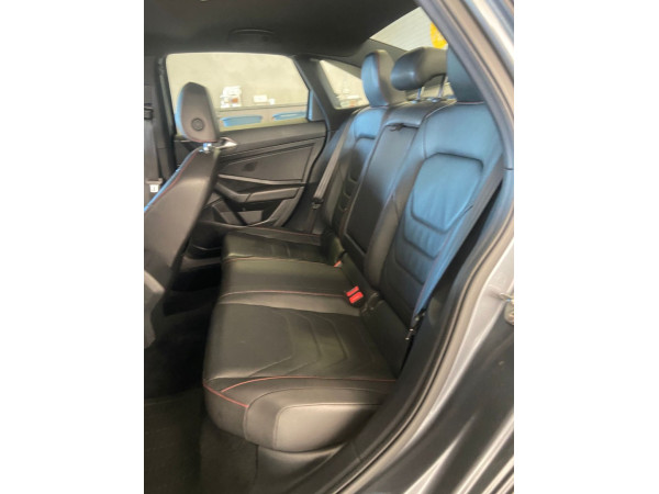 Jetta 2.0 4P 350 TSI GLI AUTOMÁTICO DSG Jetta 2.0 4P 350 TSI GLI AUTOMÁTICO DSG