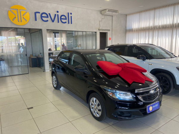 Onix Hatch 1.4 4P FLEX LT