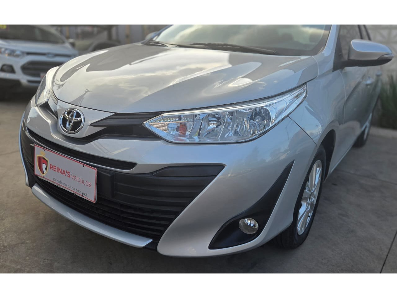 TOYOTA Yaris Sedan 1.5 16V 4P FLEX XL MULTIDRIVE AUTOMÁTICO CVT