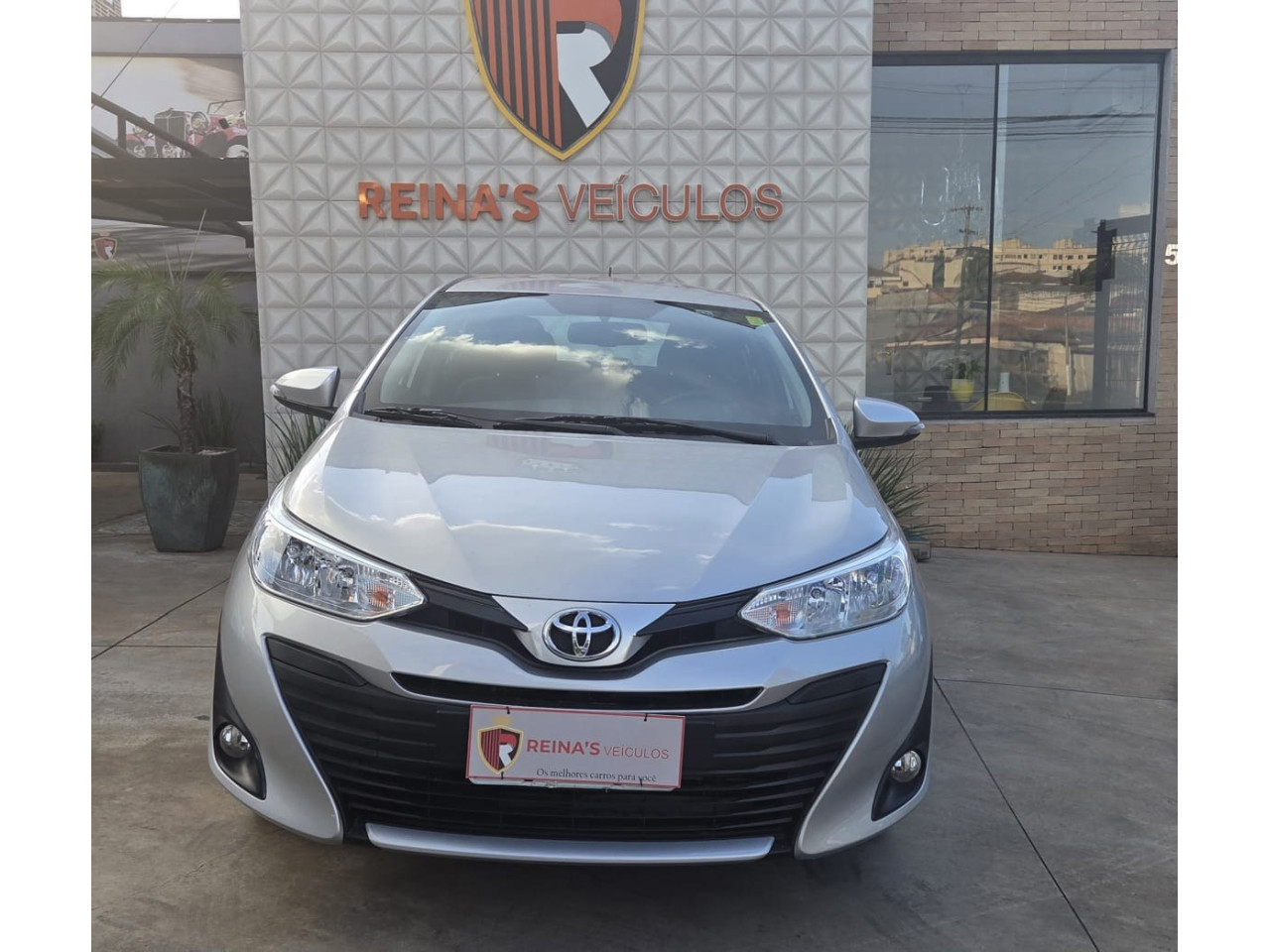 TOYOTA Yaris Sedan 1.5 16V 4P FLEX XL MULTIDRIVE AUTOMÁTICO CVT