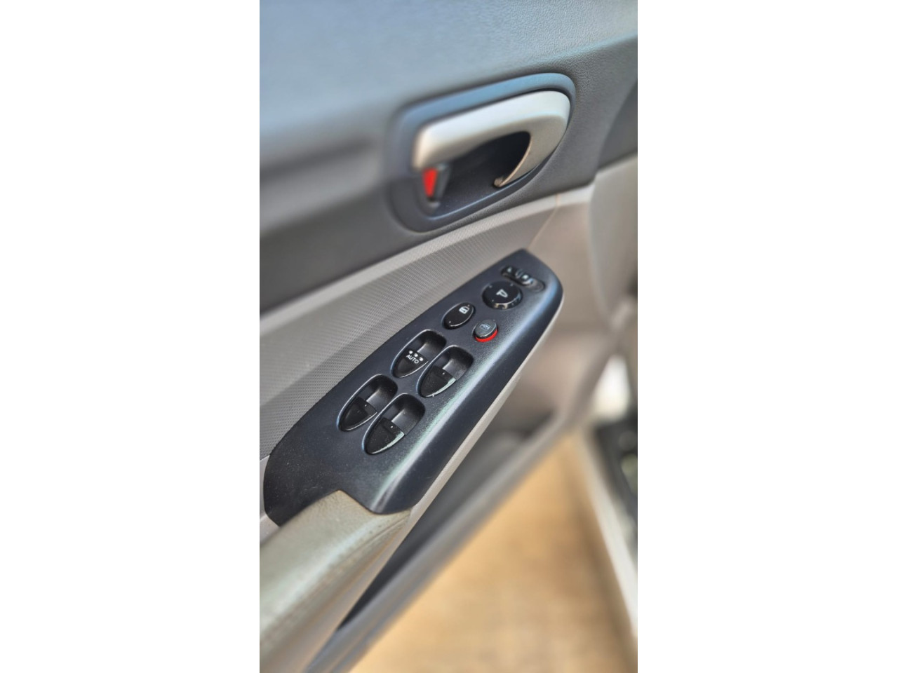 HONDA Civic 1.8 16V 4P FLEX LXS AUTOMÁTICO