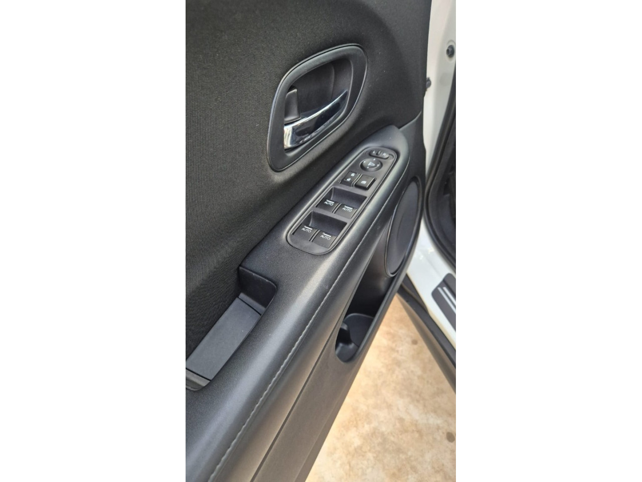 HR-V 1.8 16V 4P LX FLEX AUTOMÁTICO CVT