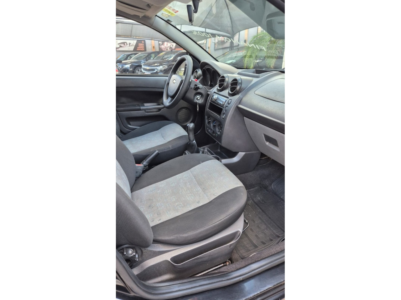 FORD Fiesta Hatch 1.6 4P FLEX