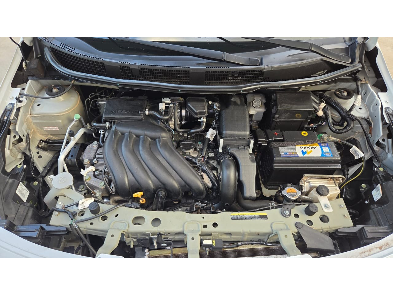 NISSAN Versa Sedan 1.6 16V 4P UNIQUE FLEX XTRONIC AUTOMÁTICO CVT