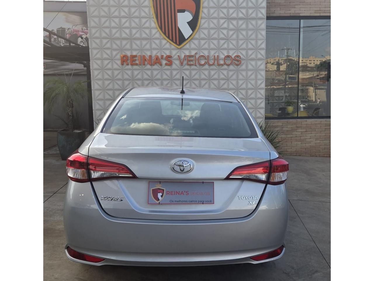 TOYOTA Yaris Sedan 1.5 16V 4P FLEX XL MULTIDRIVE AUTOMÁTICO CVT