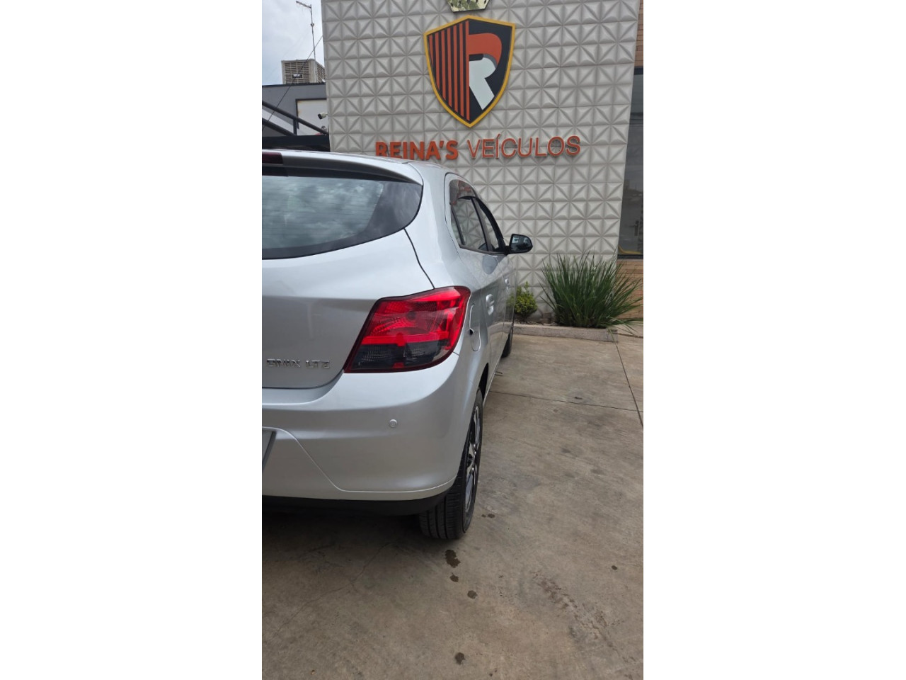 CHEVROLET Onix Hatch 1.4 4P FLEX LTZ