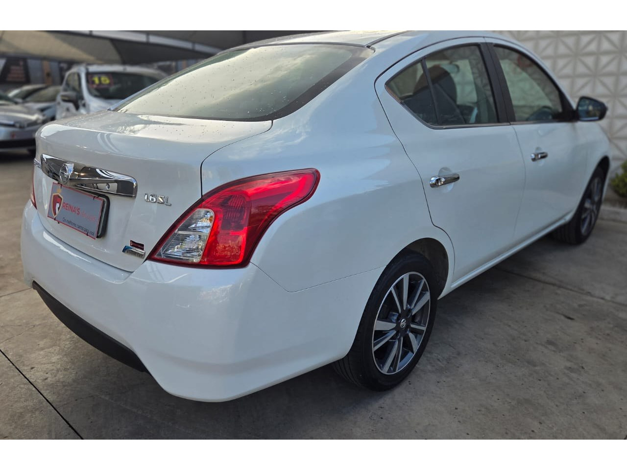 NISSAN Versa Sedan 1.6 16V 4P UNIQUE FLEX XTRONIC AUTOMÁTICO CVT