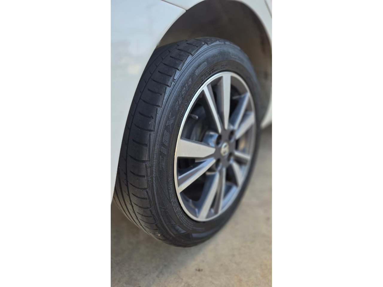 NISSAN Versa Sedan 1.6 16V 4P UNIQUE FLEX XTRONIC AUTOMÁTICO CVT