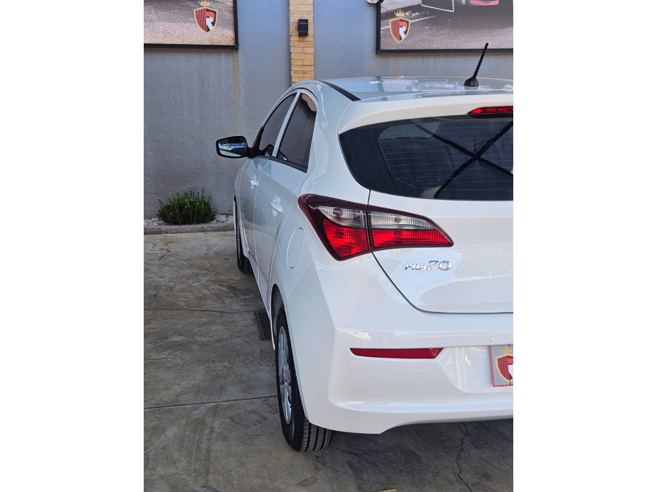 HB 20 Hatch 1.0 12V 4P FLEX UNIQUE