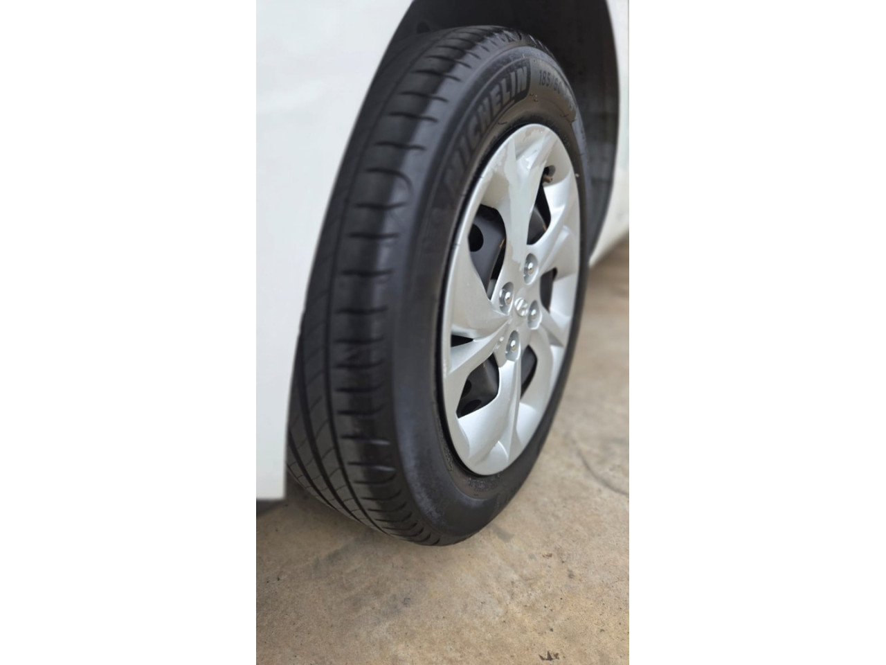 HYUNDAI HB 20 Sedan 1.0 12V 4P FLEX COMFORT PLUS