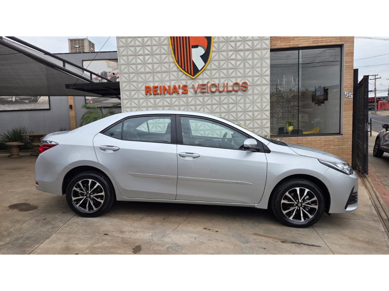 TOYOTA Corolla 1.8 16V 4P GLI AUTOMÁTICO