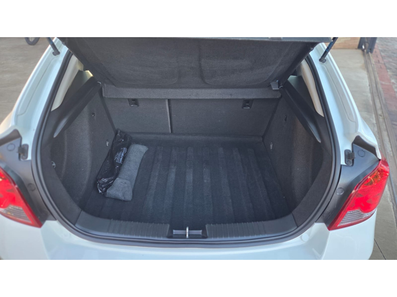 CHEVROLET Cruze Hatch 1.8 16V 4P LT SPORT6 FLEX AUTOMÁTICO