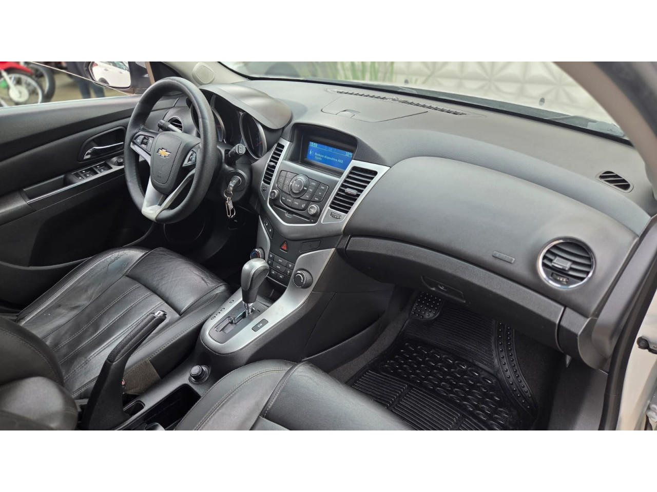 CHEVROLET Cruze Hatch 1.8 16V 4P LT SPORT FLEX AUTOMÁTICO