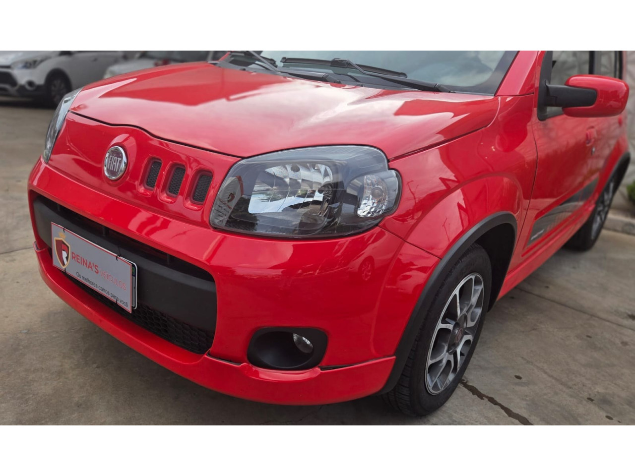 FIAT Uno 1.4 FLEX SPORTING