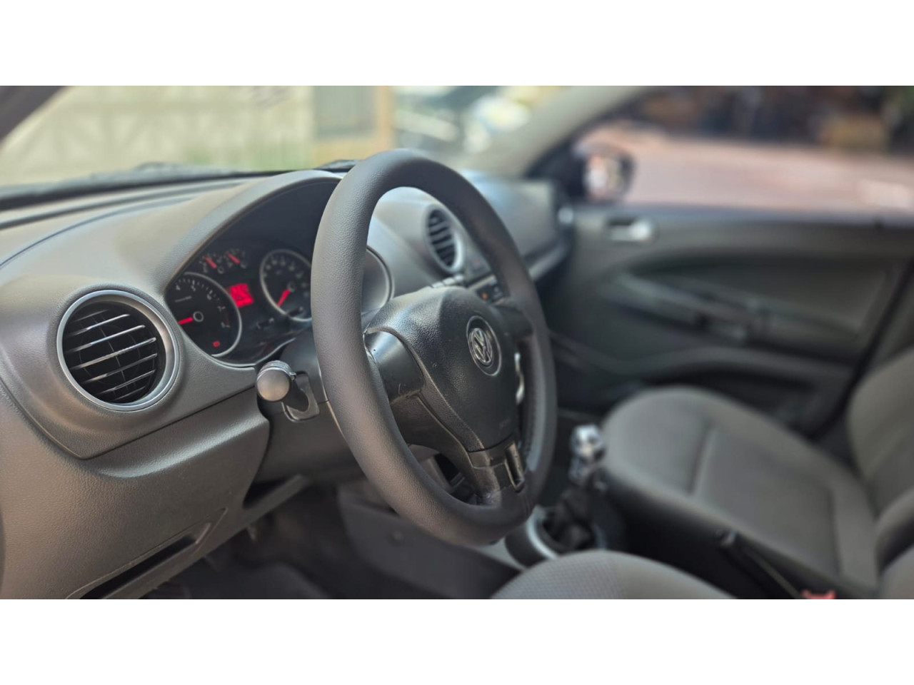 VOLKSWAGEN Voyage 1.0 4P TREND FLEX