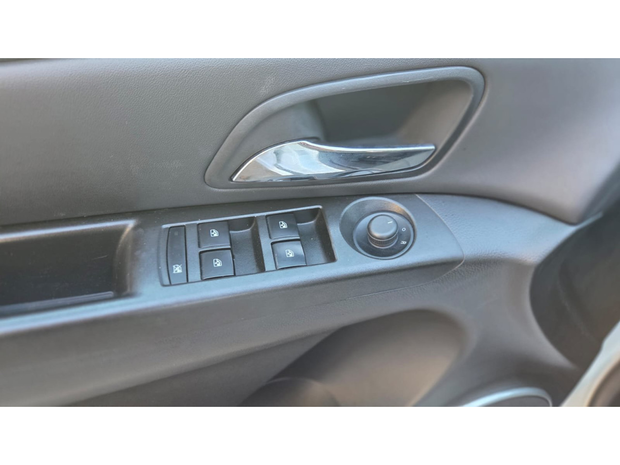 CHEVROLET Cruze Hatch 1.8 16V 4P LT SPORT6 FLEX AUTOMÁTICO