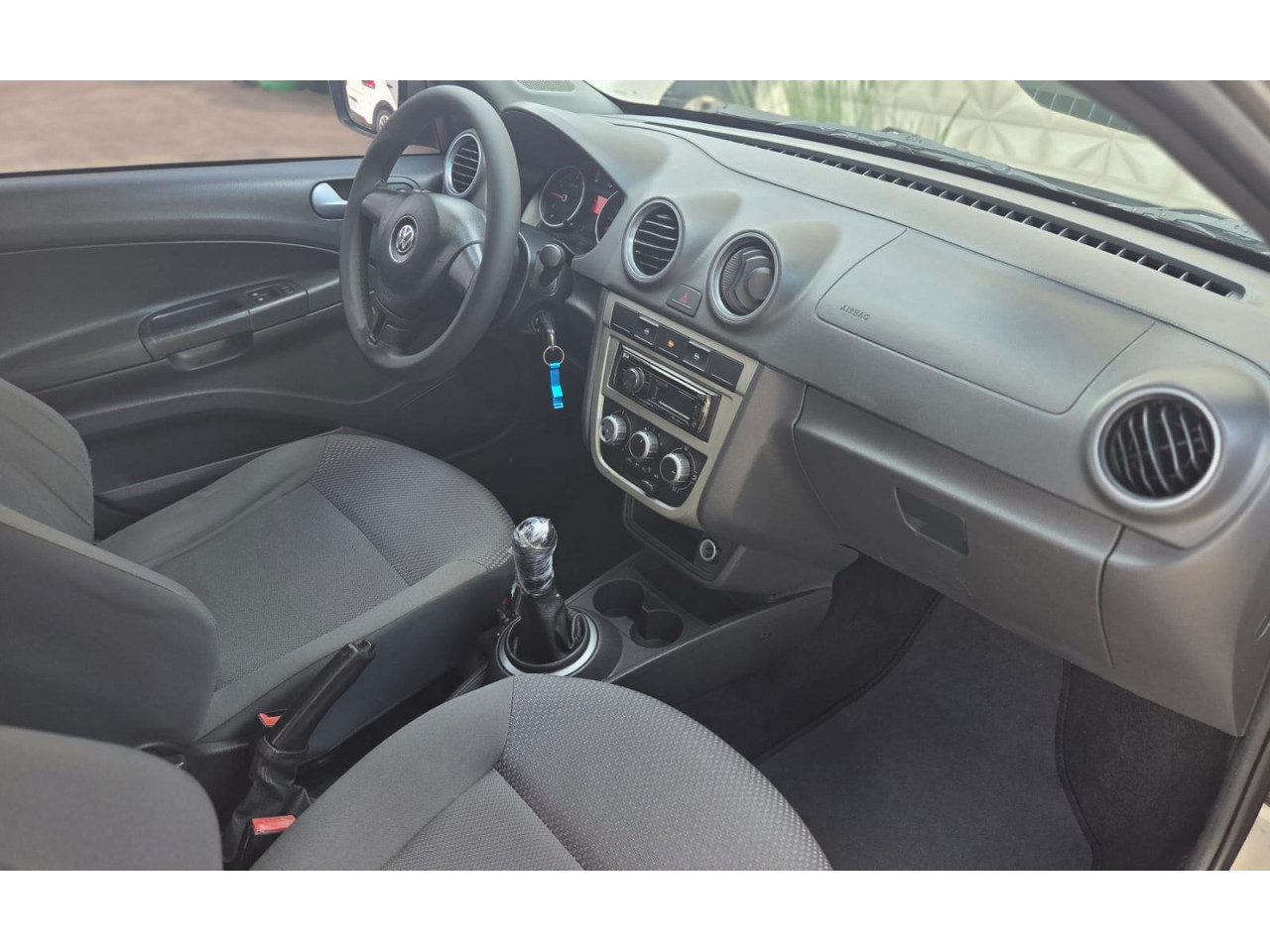 VOLKSWAGEN Voyage 1.0 4P TREND FLEX