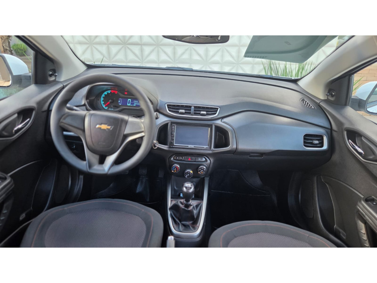 CHEVROLET Onix Hatch 1.4 4P FLEX LT
