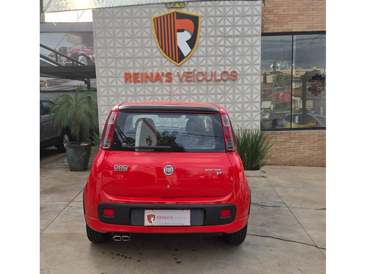 FIAT Uno 1.4 FLEX SPORTING