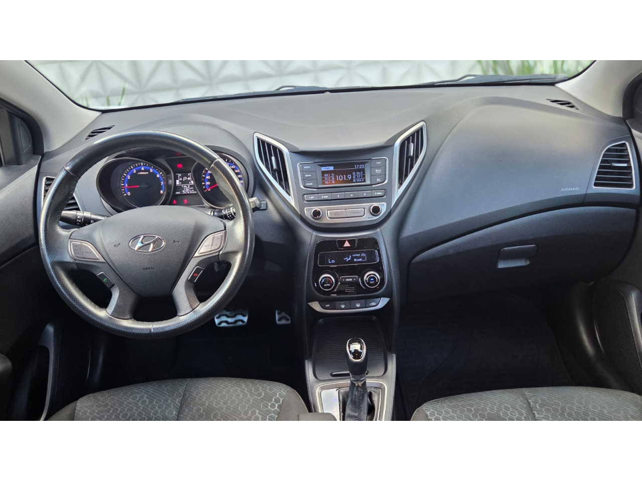 HYUNDAI HB 20 Hatch X 1.6 16V 4P PREMIUM FLEX AUTOMÁTICO